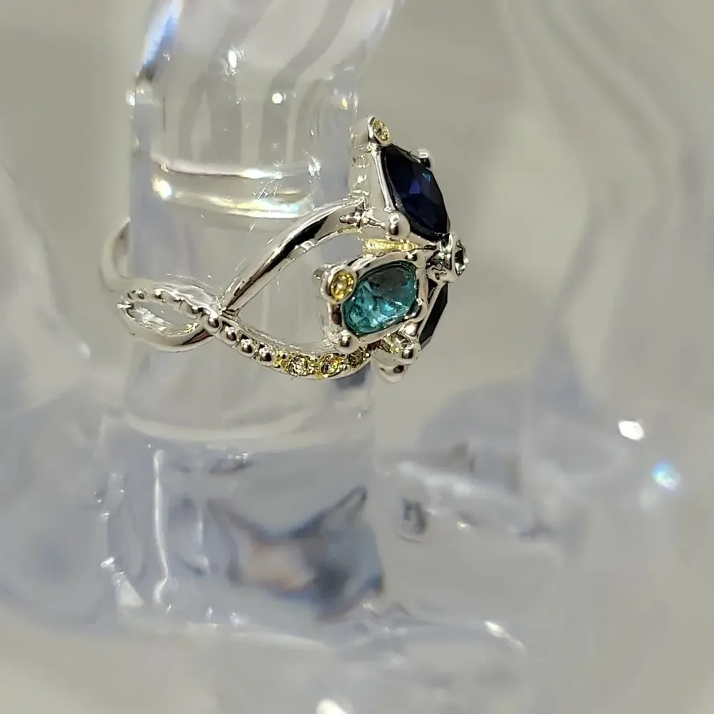 Avon Shades of Blue Entwined Shimmer Ring New Old Stock  Size 6